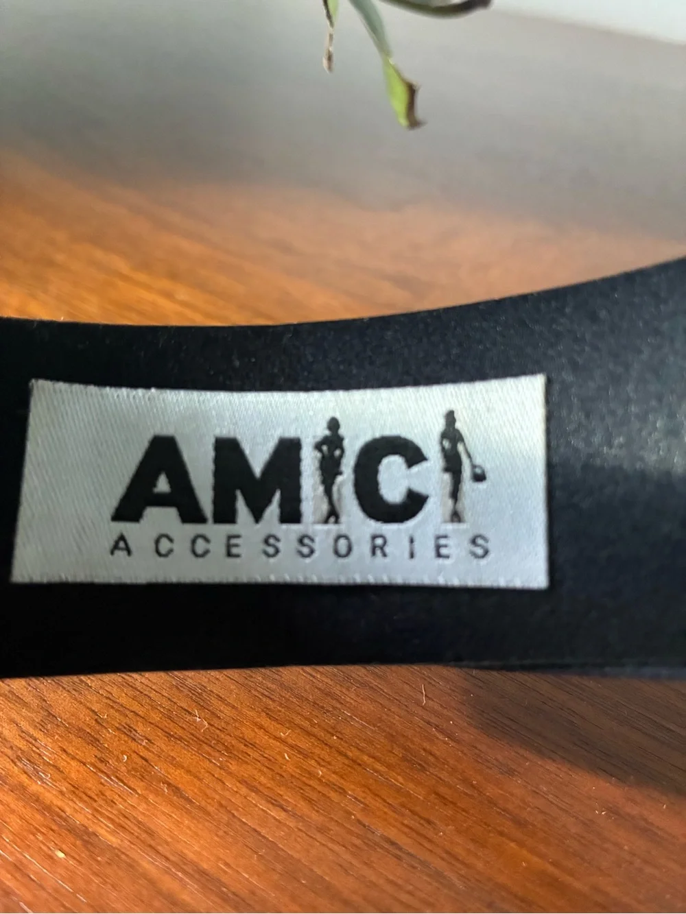 Amici smooth satin